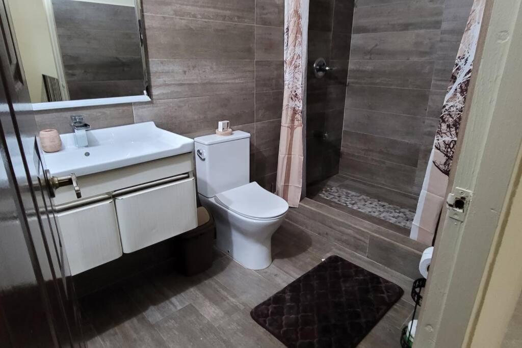 Travelholics Getaways Villa Piarco ภายนอก รูปภาพ